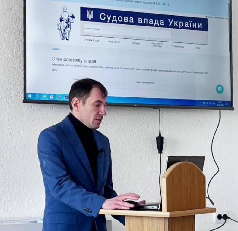 Практичні кейси від журналіста Тараса Зозулінського